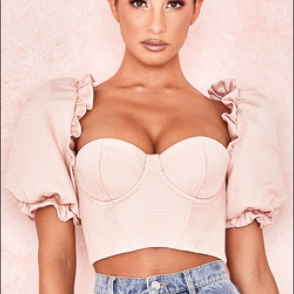 Puffed sleeve crop top